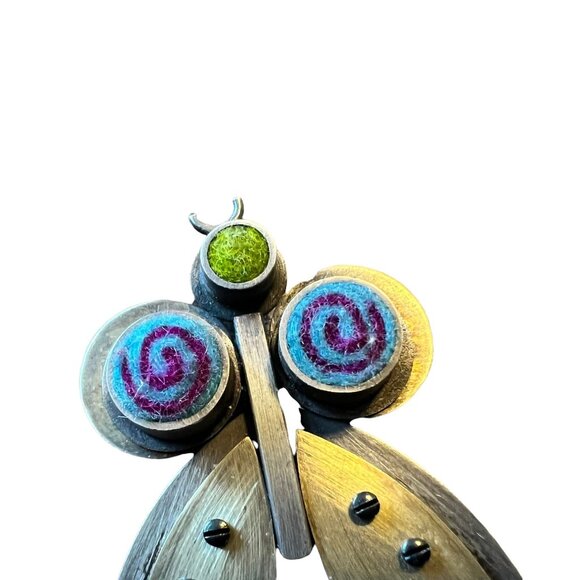 Michele Friedman Wool Felt Sterling Dragonfly Brooch - Picture 5 of 9
